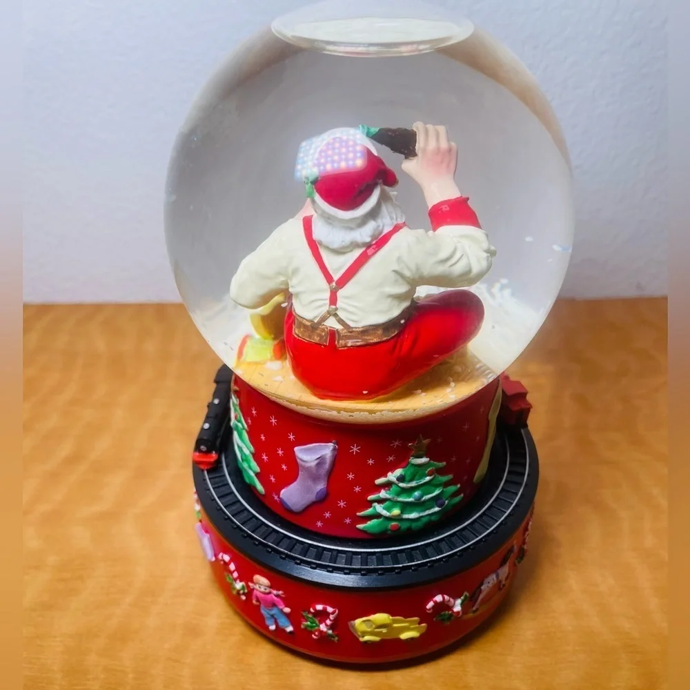 Vintage Christmas Coca Cola Snow Globe